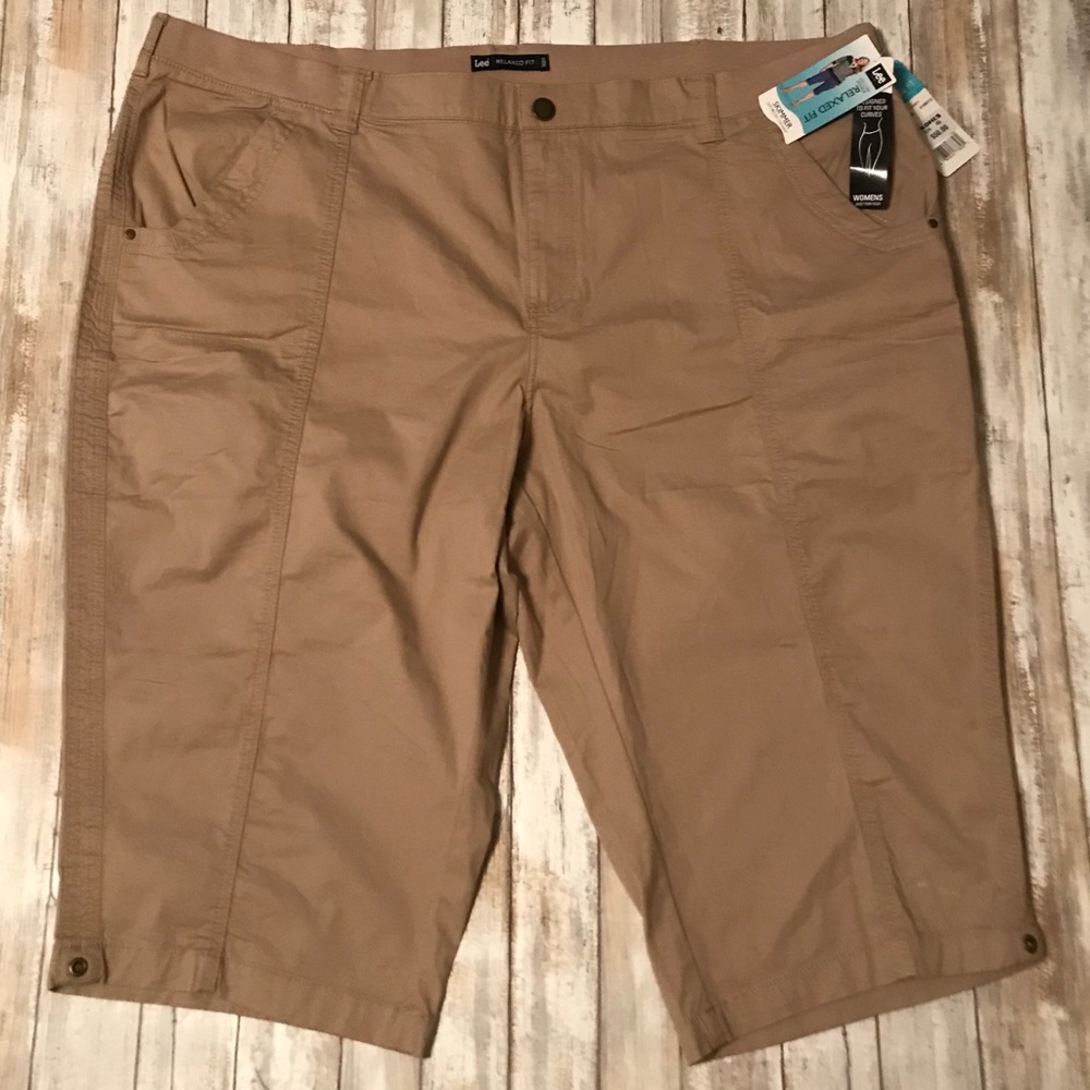 LEE Lorielle Twill khaki Relaxedfit Skimmer capris